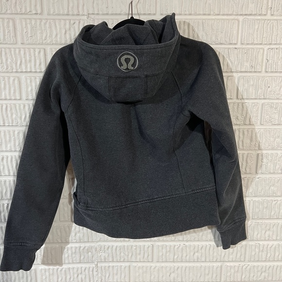 Lululemon Scuba Charcoal Jacket Sweater Size 6 / 8 Small Yoga Zipper Run Hoodie - Picture 4 of 4